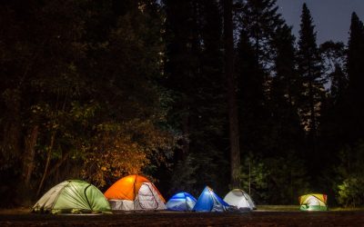 12 Ways to Stay Warm While Camping